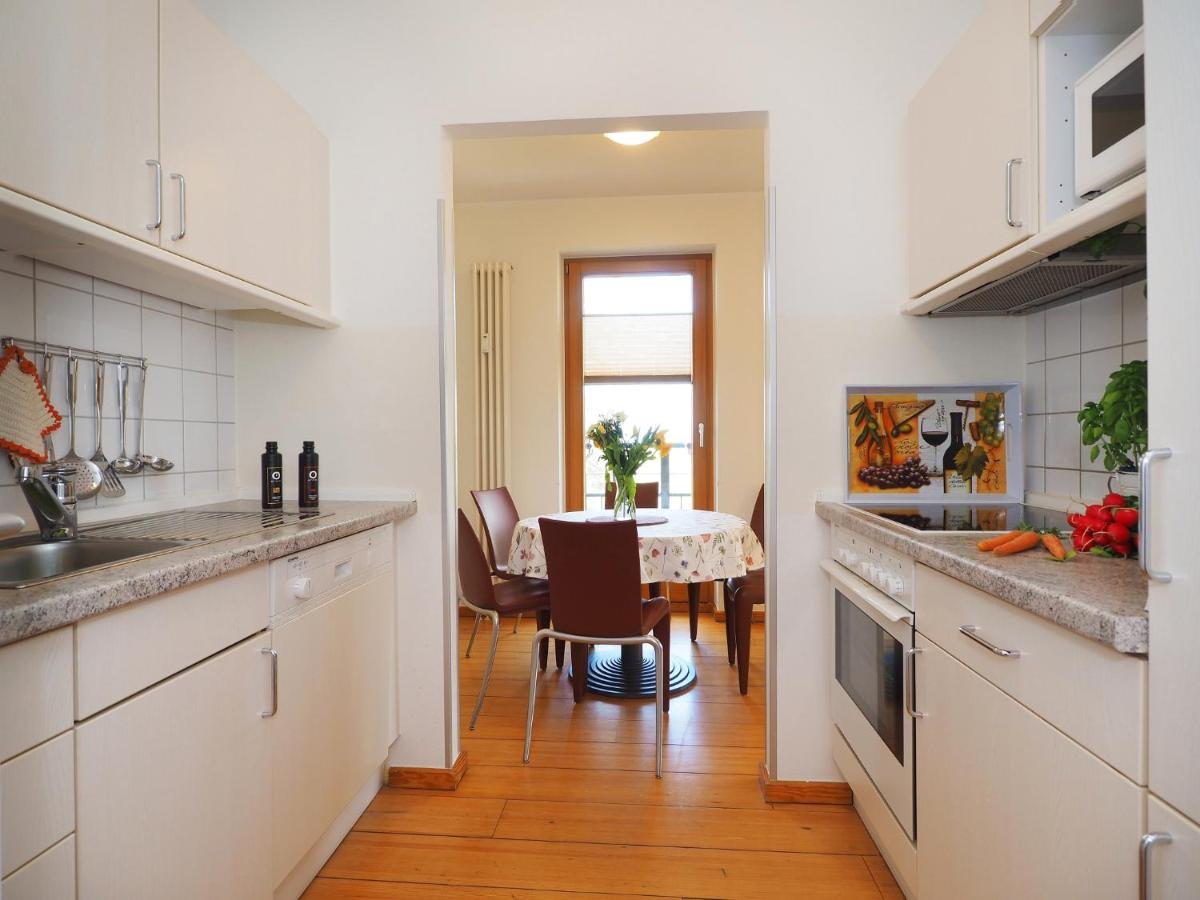 Apartment Kaiservillen - Mit 2 Schlafzimmern Und Balkon D213